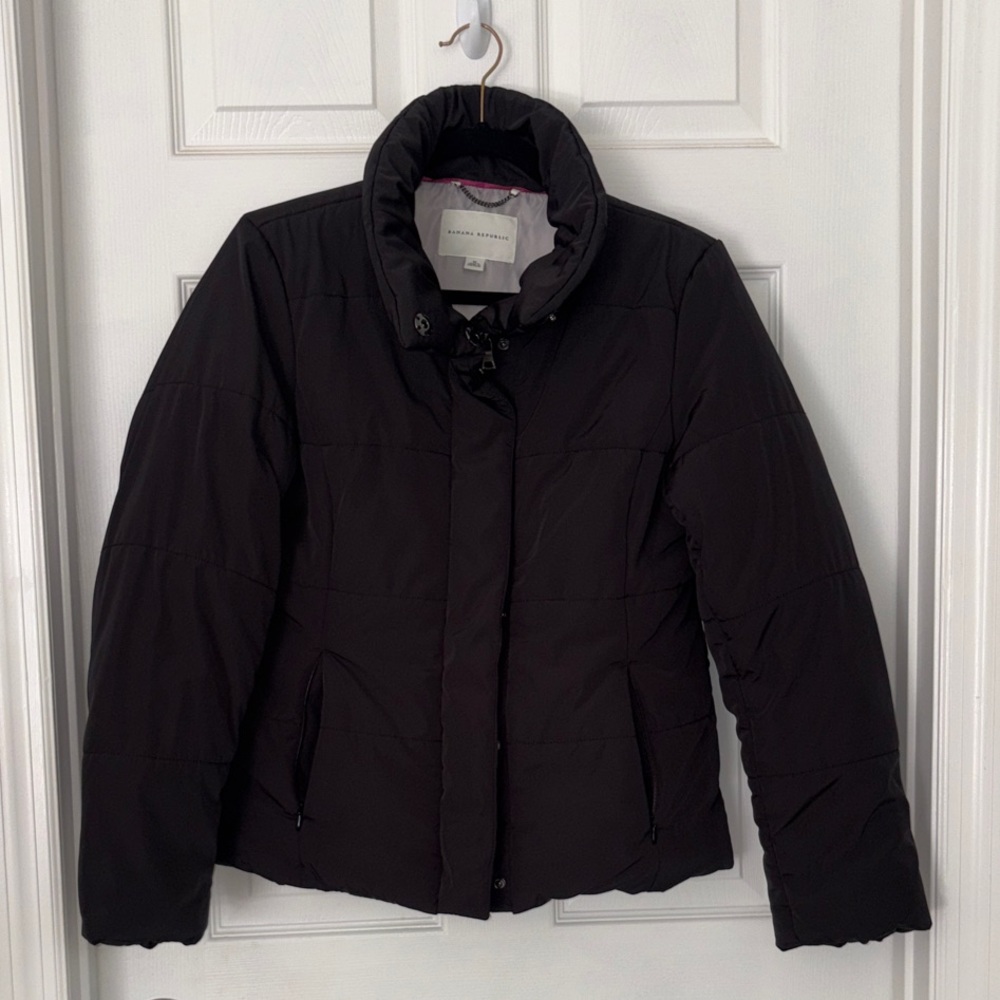 Banana Republic Women's Black Puffer Jacket
